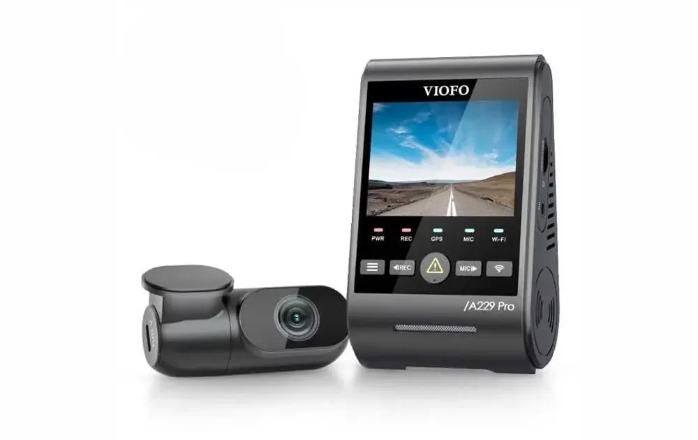 كيف تحافظ على داش كام سيارتك