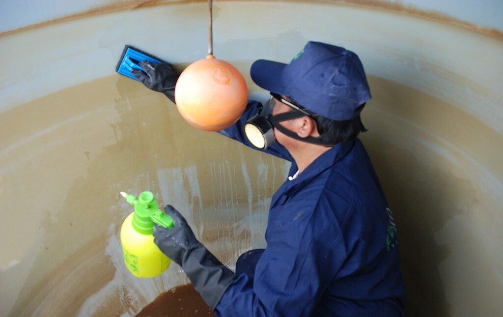 أفضل شركة عزل خزانات بالرياض ضد التسربات